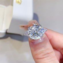 Load image into Gallery viewer, 5 Carat Moissanite 925 Sterling Silver Ring