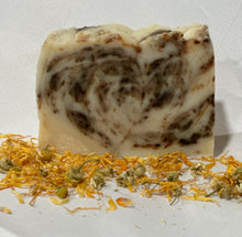 Load image into Gallery viewer, Glow Facial Bar