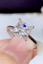 Load image into Gallery viewer, 5 Carat Moissanite Solitaire Ring