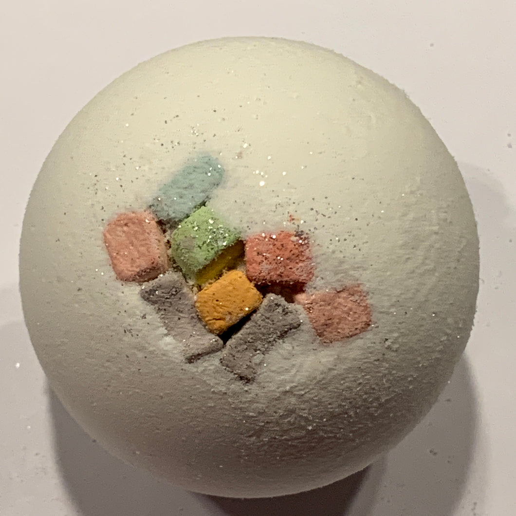 Pretty Posh Things Marshmallow Bath Bomb, 9 oz